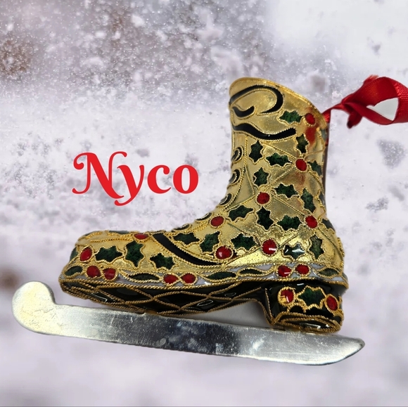 Nyco Christmas Ornament Cloisonne Enamal Ice Skating Shoe Holly Berries Leaves - Picture 1 of 12